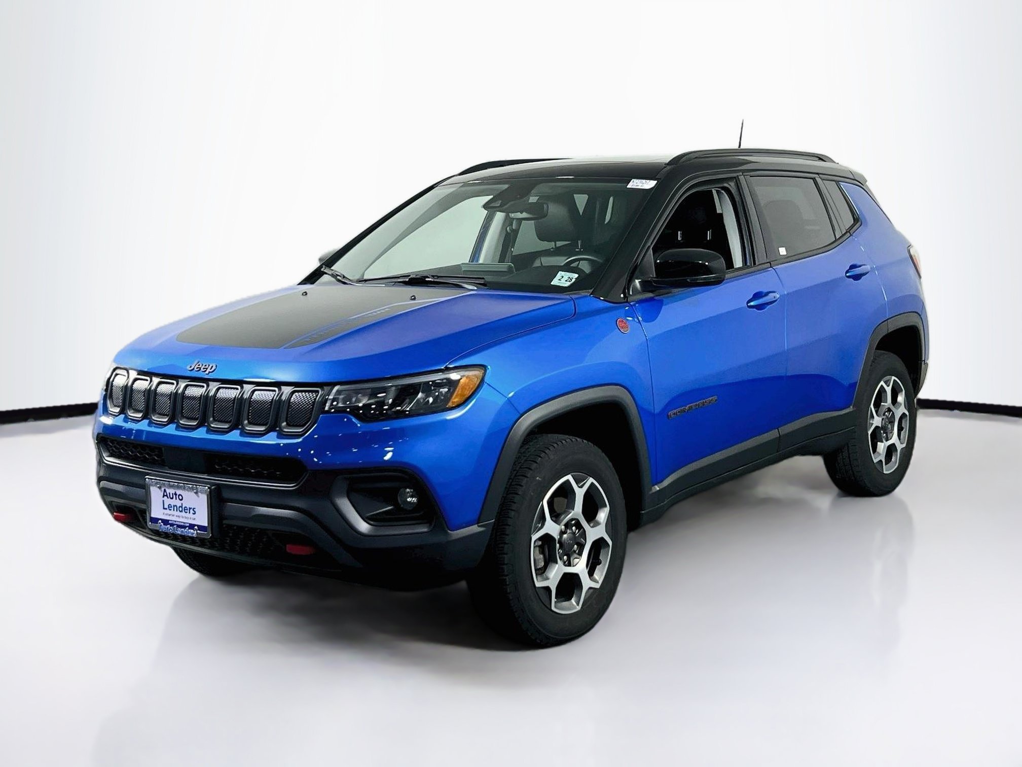 Used 2022 Jeep Compass Trailhawk w/ Sun and Sound Group AWD/4WD image 1