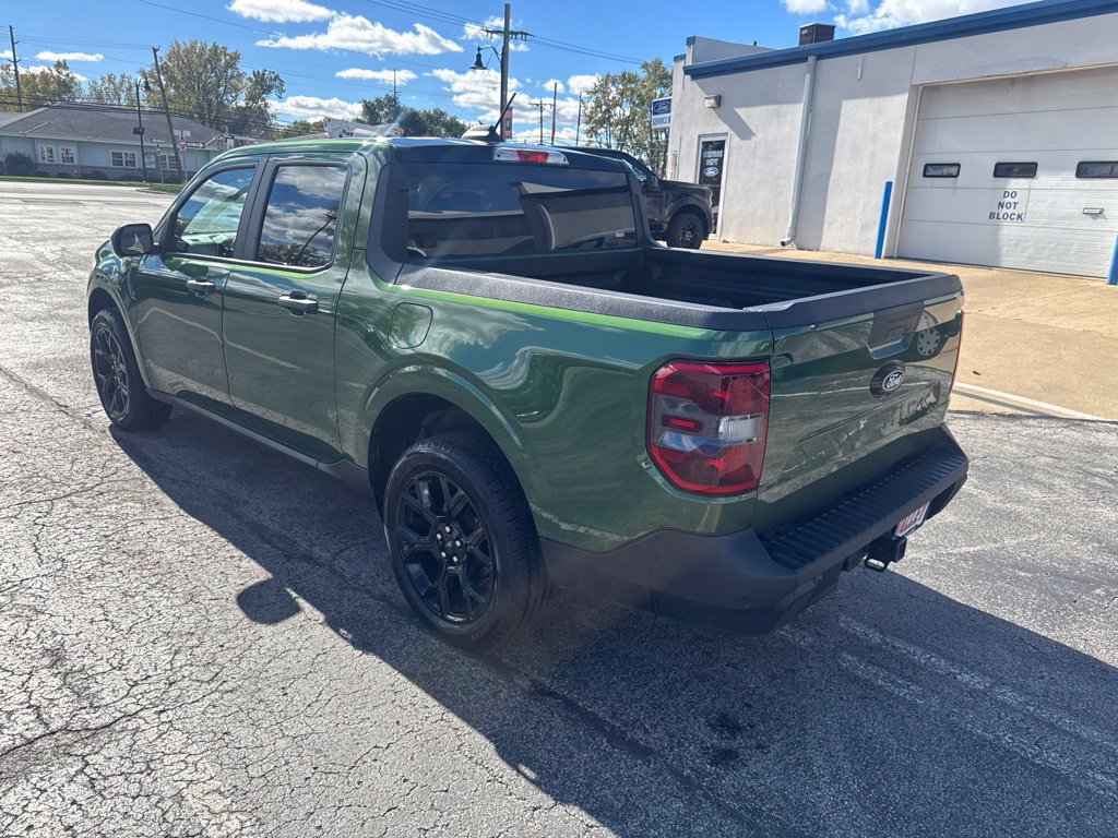 Certified 2025 Ford Maverick XLT w/ XLT Luxury Package AWD/4WD image 12