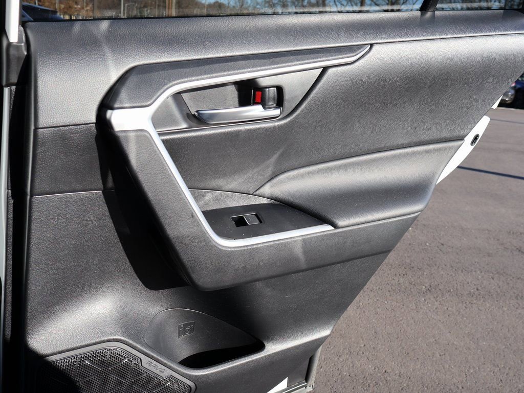 Used 2024 Toyota RAV4 XLE image 14