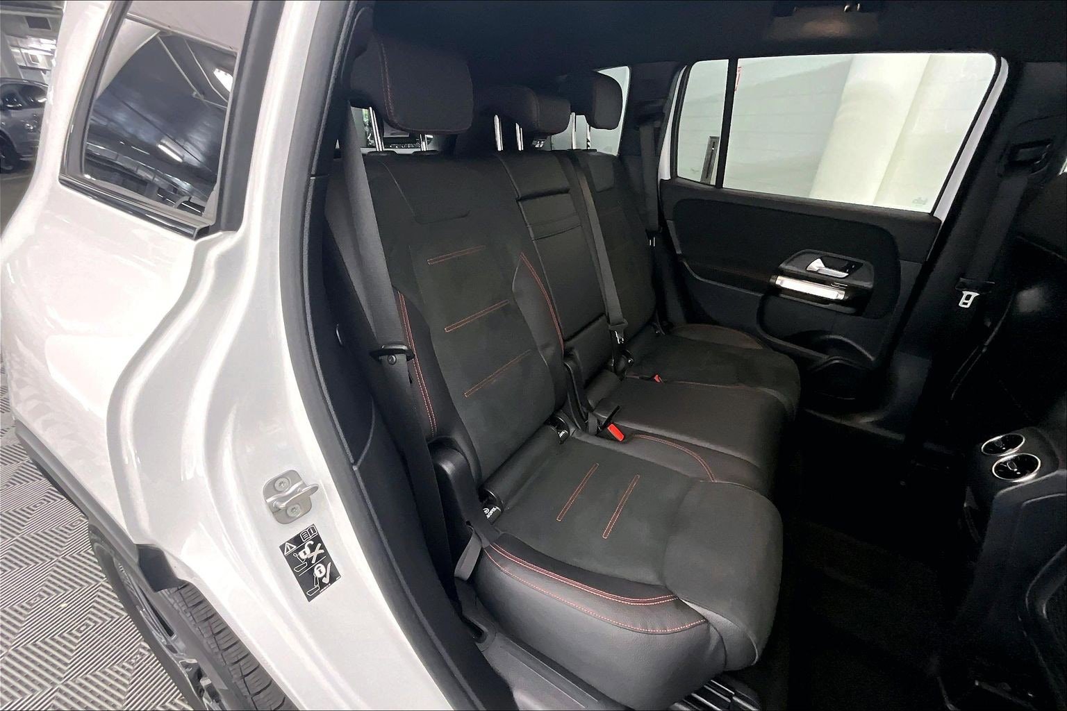 Certified 2023 Mercedes-Benz GLB 250 4MATIC image 17