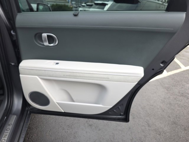 Certified 2023 Hyundai Ioniq 5 Limited w/ Cargo Package image 24