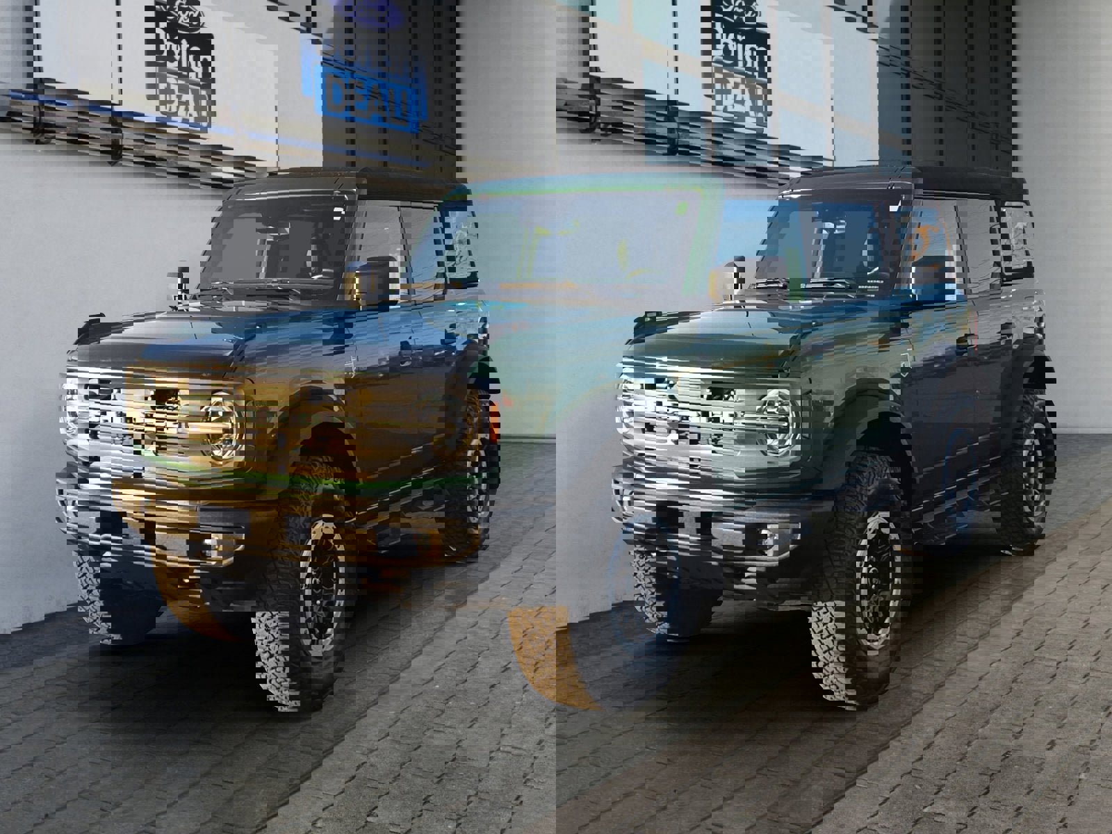 Certified 2023 Ford Bronco Big Bend w/ Sasquatch Package image 7