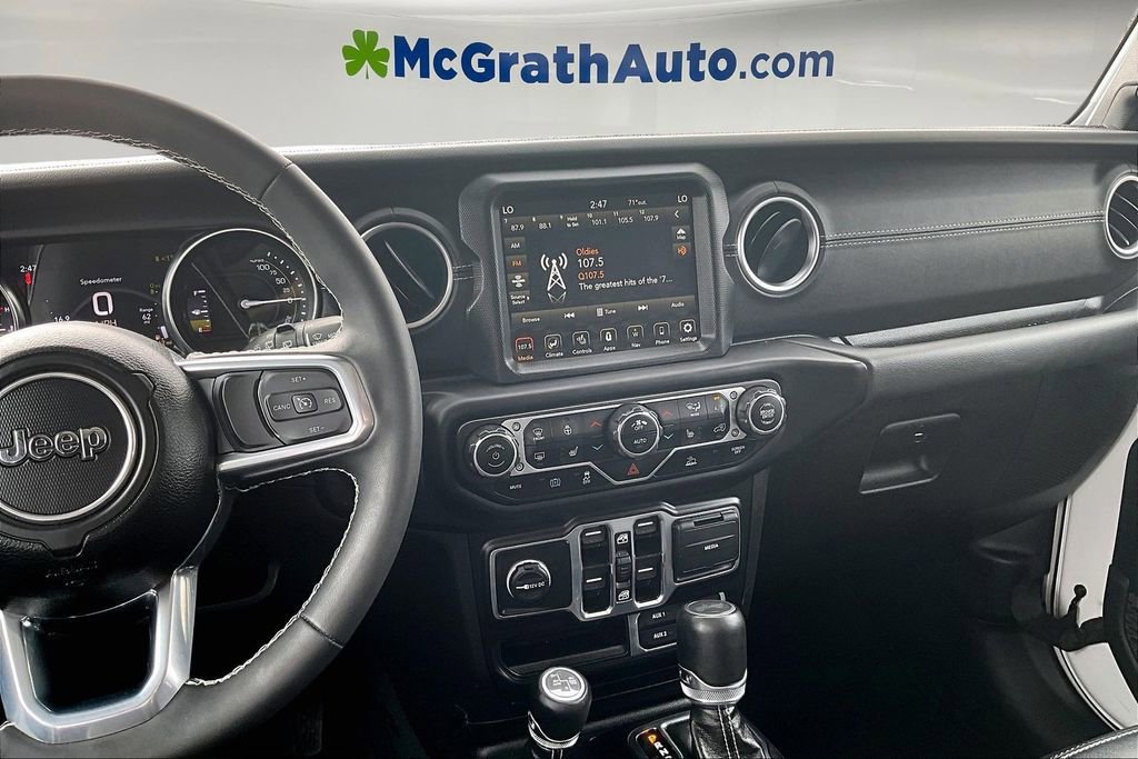 Used 2023 Jeep Wrangler Unlimited Sahara w/ Cold Weather Group AWD/4WD image 11
