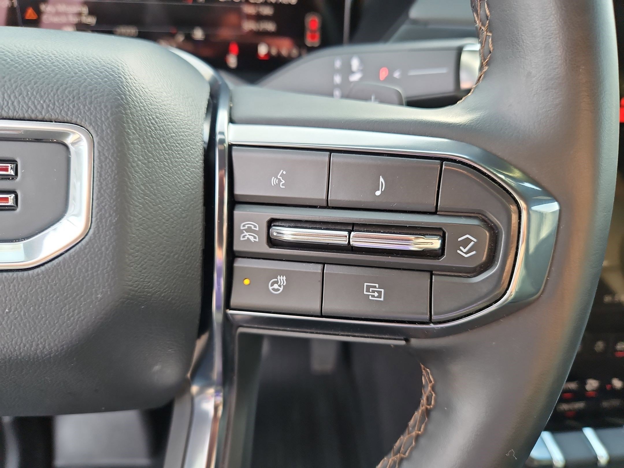 Used 2024 GMC Acadia AT4 w/ LPO, Floor Liner Package image 18