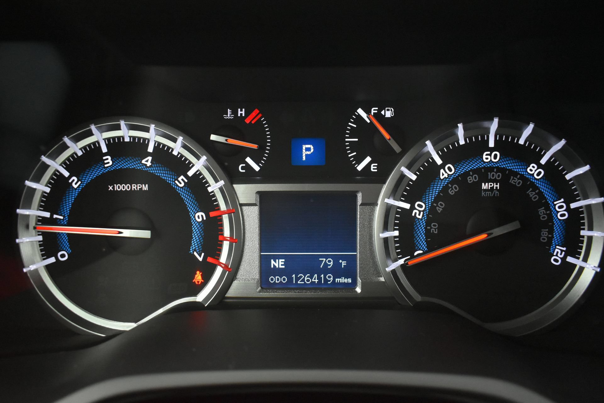 Used 2018 Toyota 4Runner SR5 Premium AWD/4WD image 34