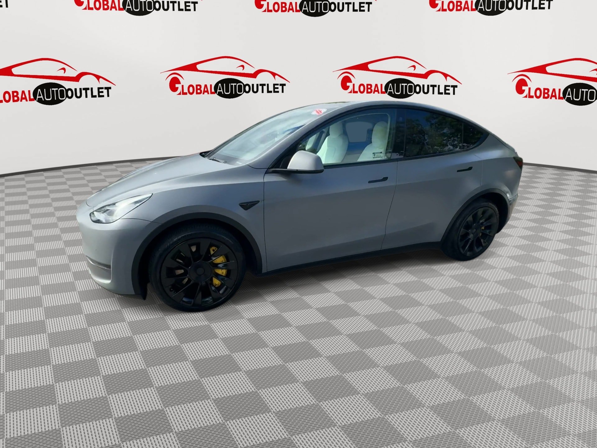 Used 2021 Tesla Model Y Long Range AWD/4WD image 4