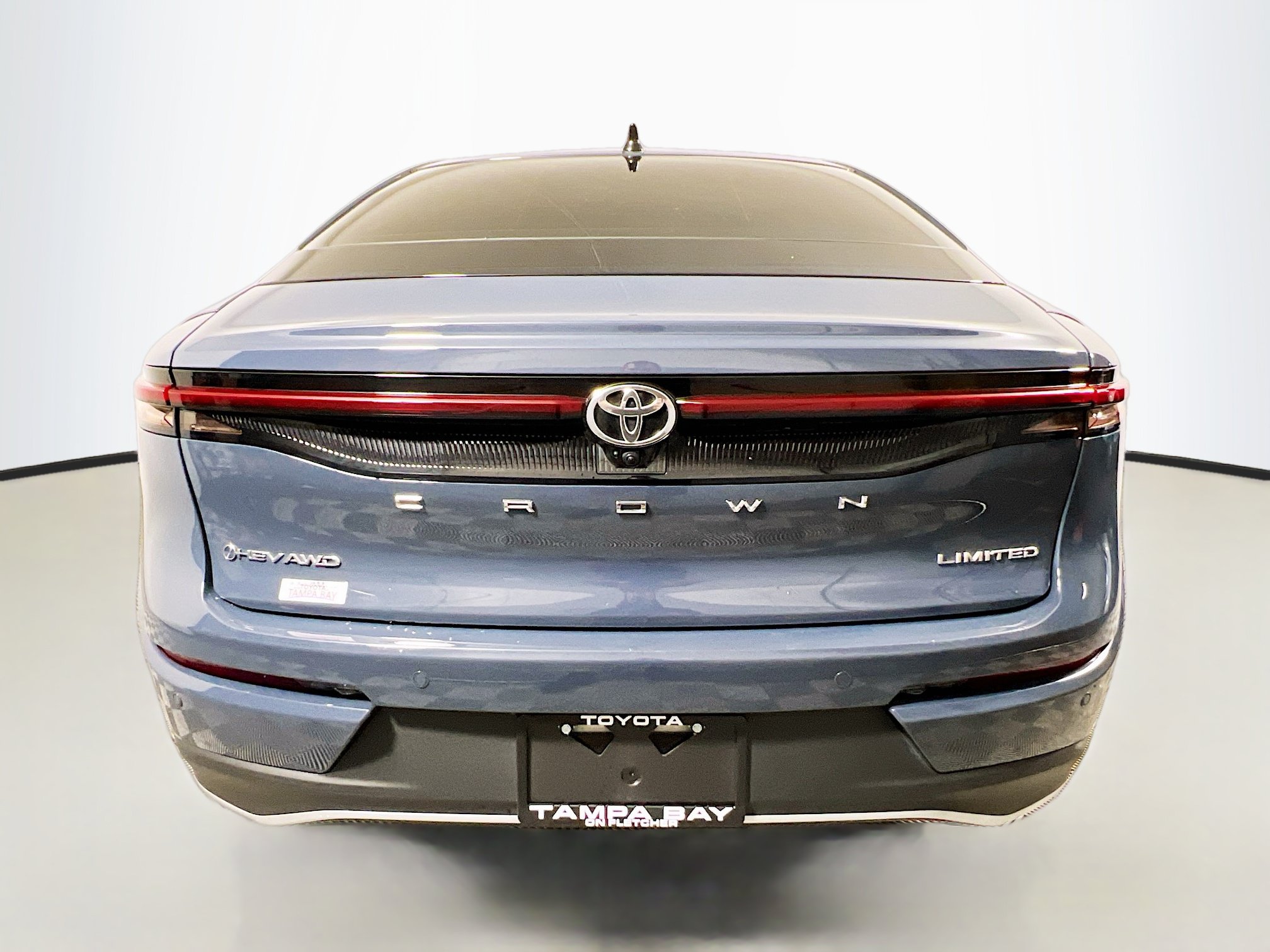 Used 2025 Toyota Crown w/ Advanced Technology Package AWD/4WD image 6