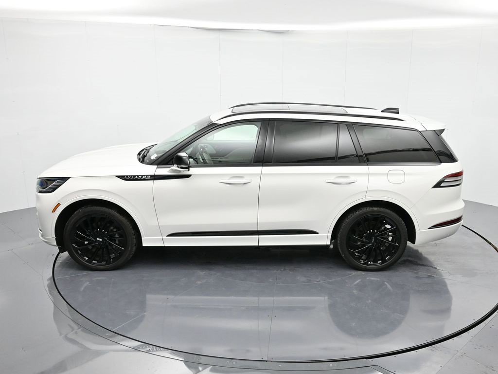 New 2025 Lincoln Aviator Reserve w/ Equipment Group 201A image 34