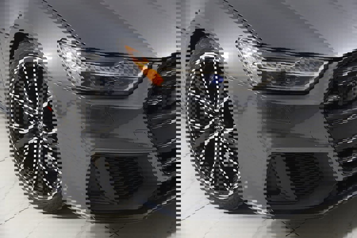 Used 2022 Audi S7 Prestige w/ Prestige Package image 18