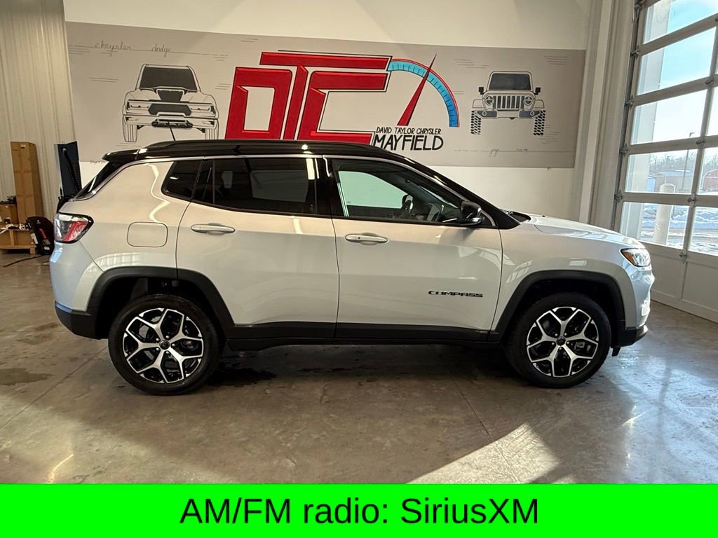 Used 2025 Jeep Compass Limited image 2