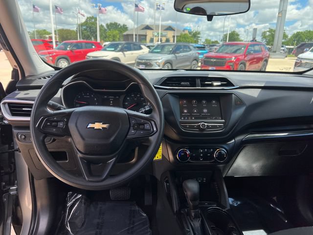 Certified 2023 Chevrolet TrailBlazer LS FWD image 16