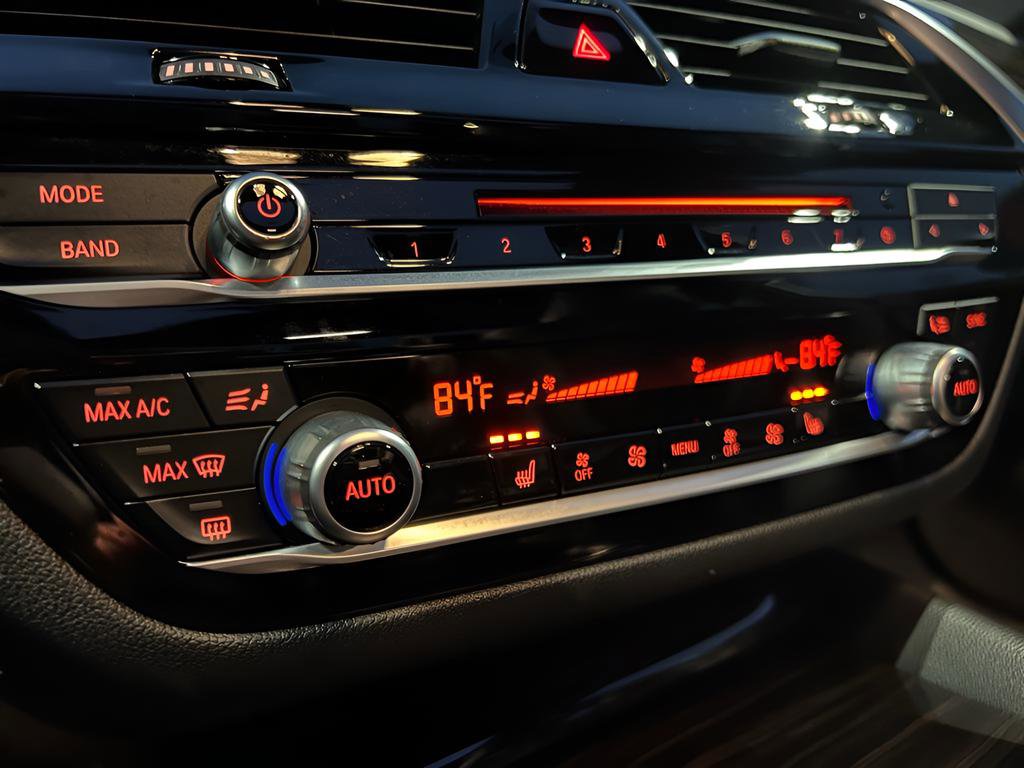 Used 2018 BMW 540i xDrive 540i xDrive image 52