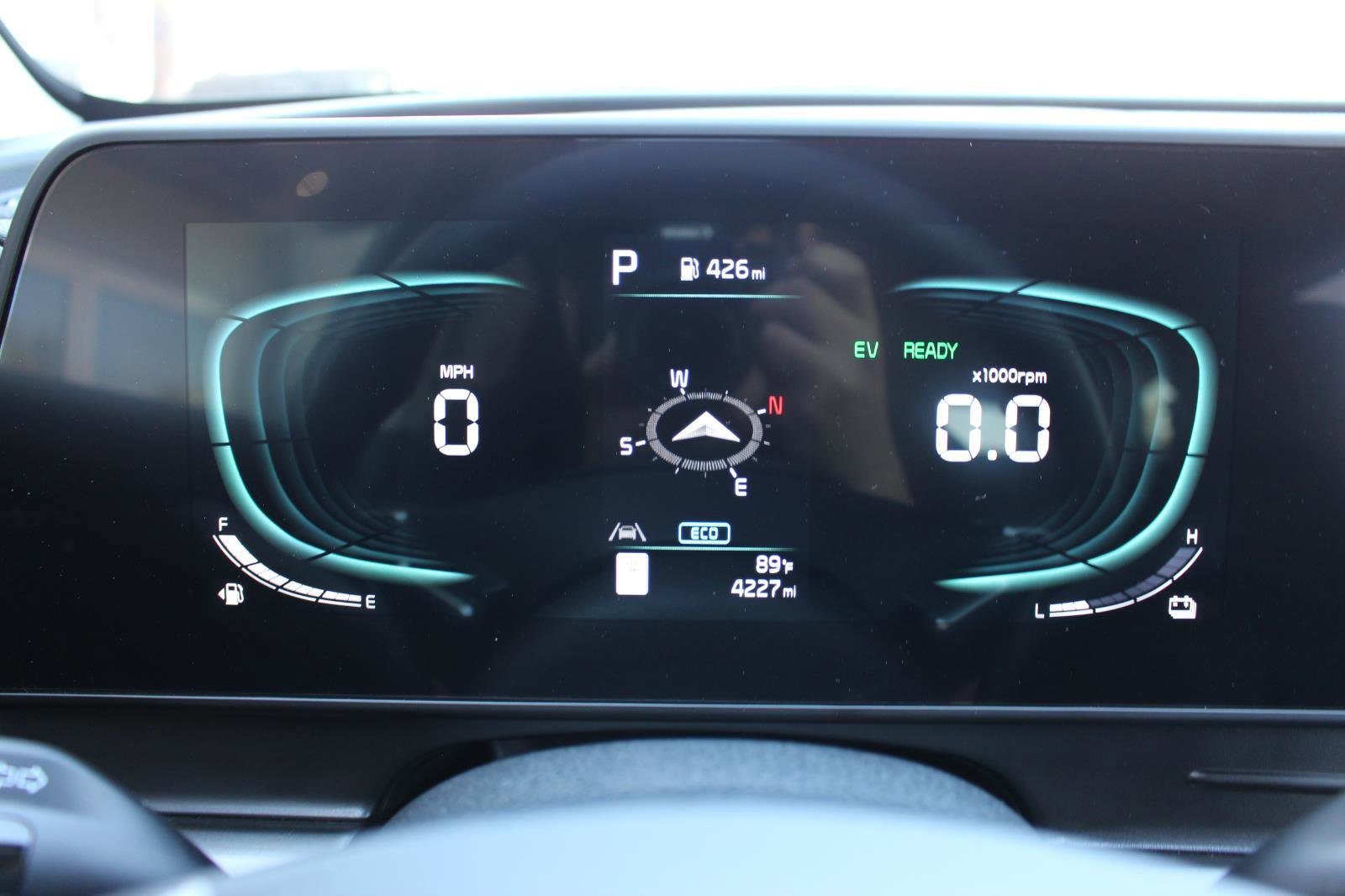 Used 2025 Kia Sportage EX image 19