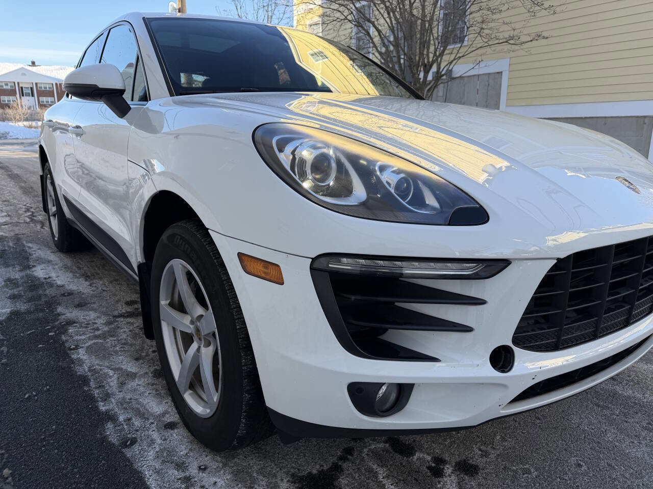 Used 2017 Porsche Macan image 11