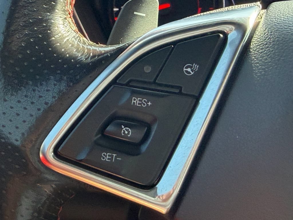 Used 2021 Chevrolet Camaro SS RWD image 26