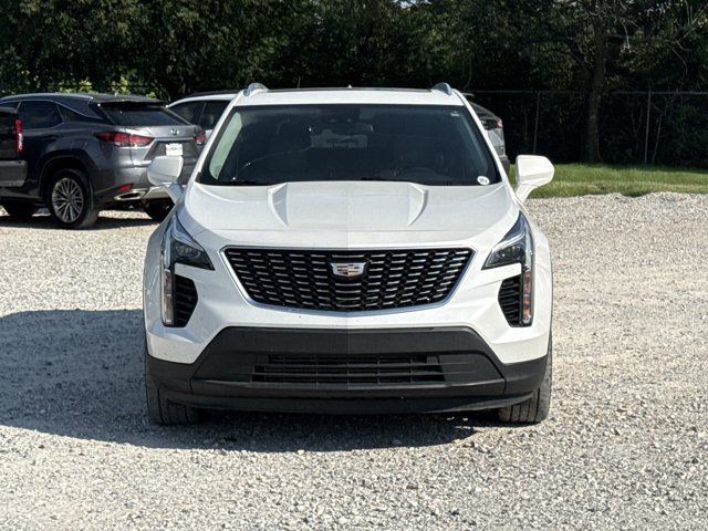 Used 2020 Cadillac XT4 Luxury w/ Cold Weather Package FWD image 2