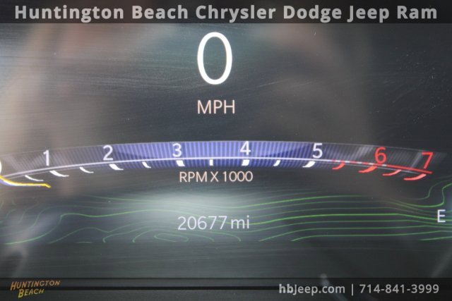 Used 2023 Jeep Grand Cherokee Trailhawk image 23
