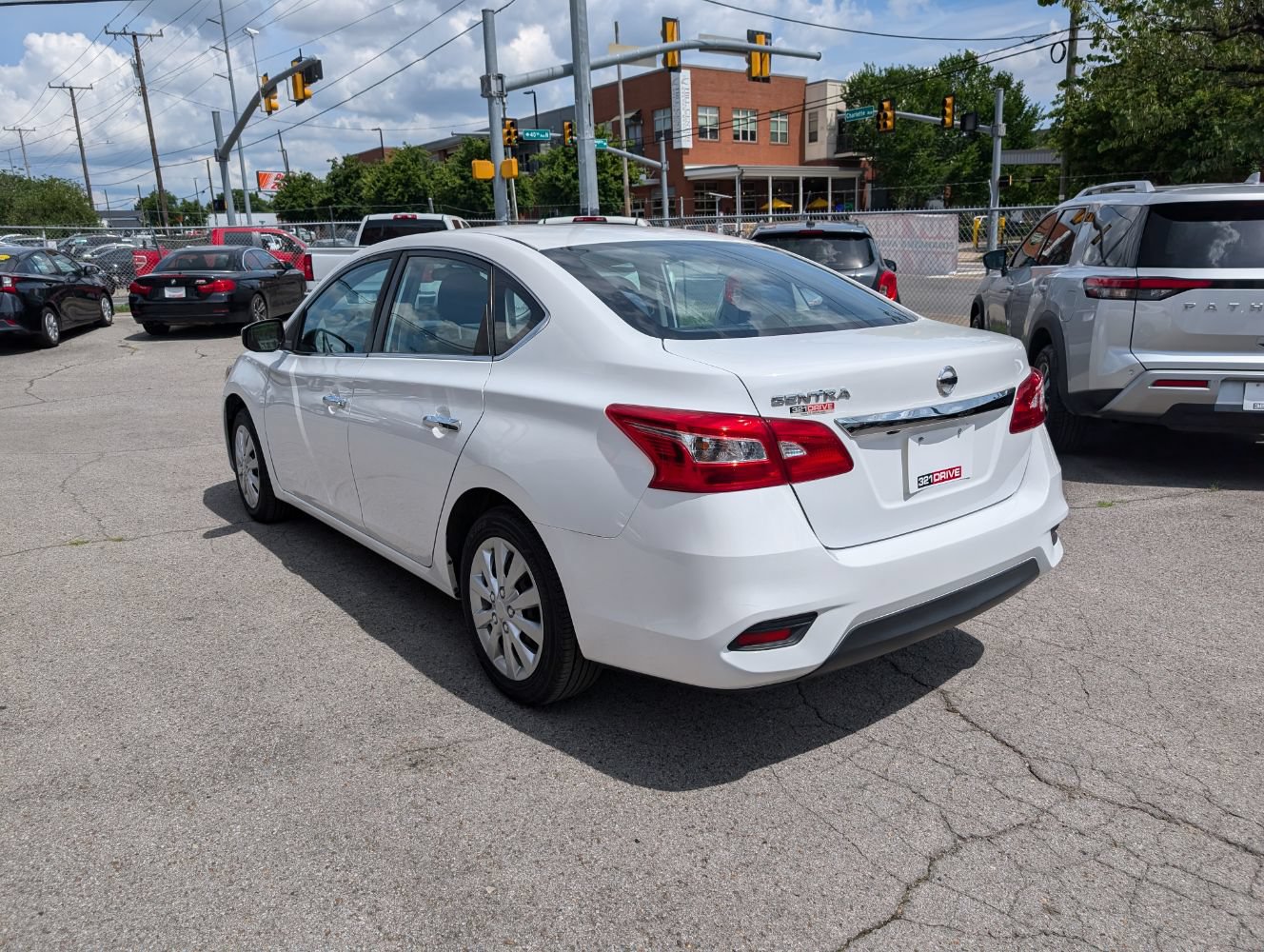 Used 2019 Nissan Sentra S FWD image 8