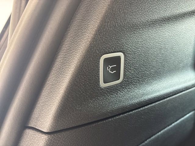 New 2026 Chrysler Pacifica Select image 12