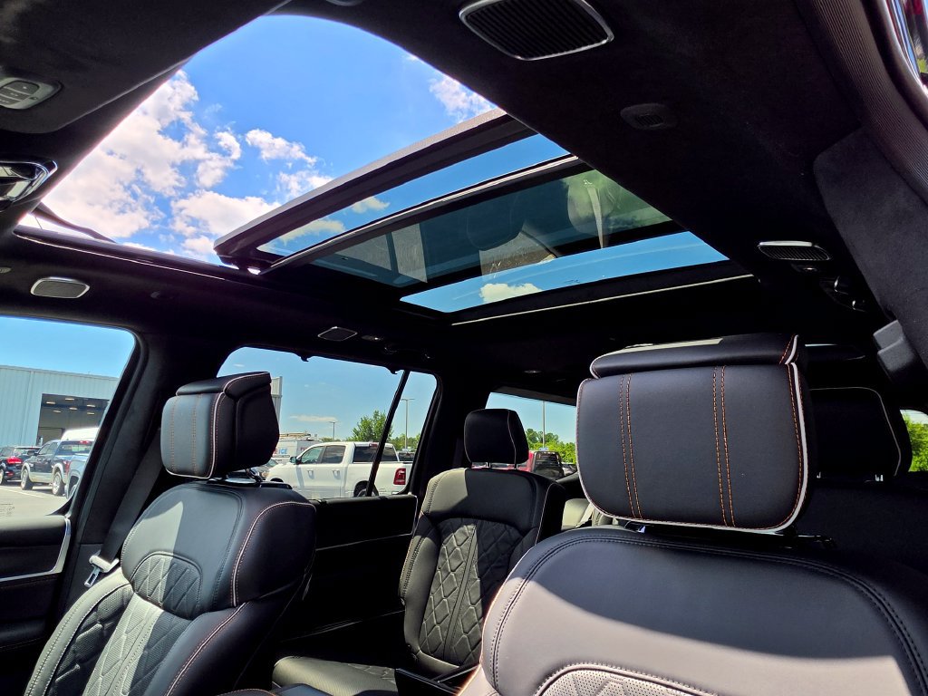 New 2026 Jeep Grand Wagoneer Summit AWD/4WD image 30