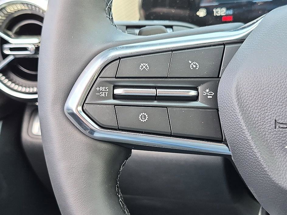 New 2026 Chevrolet Equinox LT FWD image 17