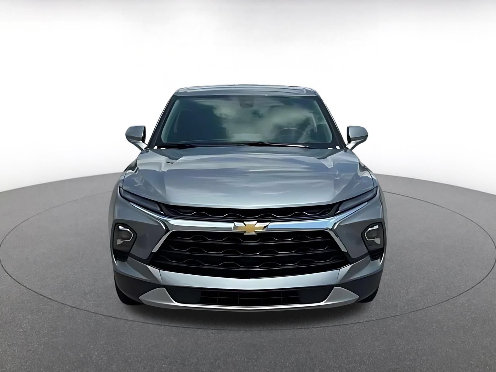 Used 2025 Chevrolet Blazer LT FWD image 7