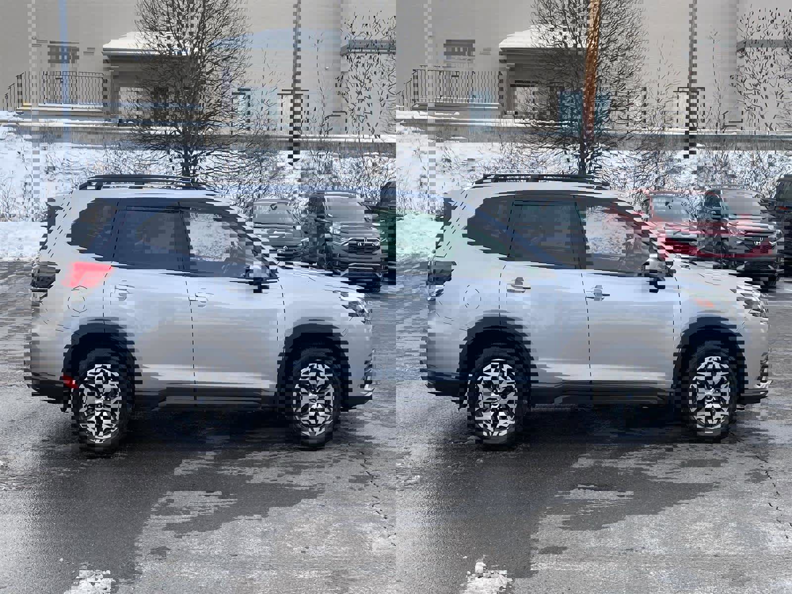 Used 2022 Subaru Forester Premium image 6