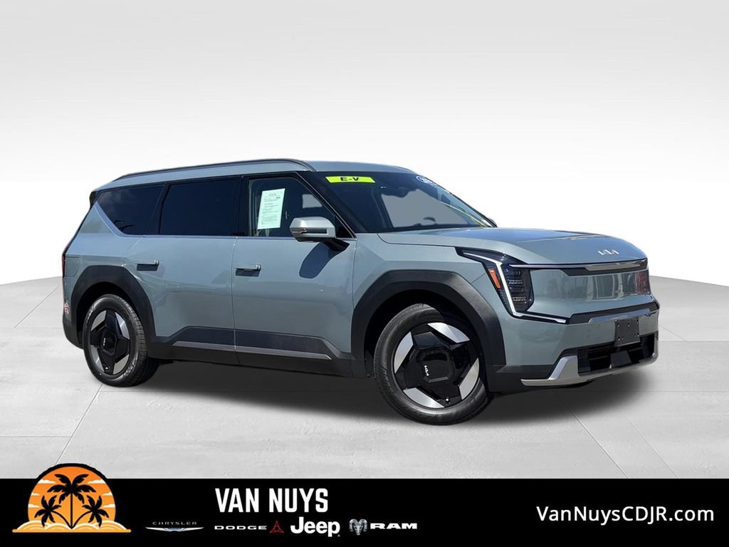 Used 2024 Kia EV9 Wind