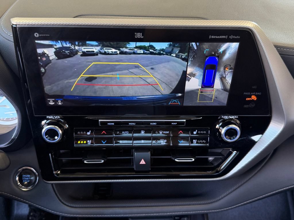 Used 2022 Toyota Highlander Platinum FWD image 15