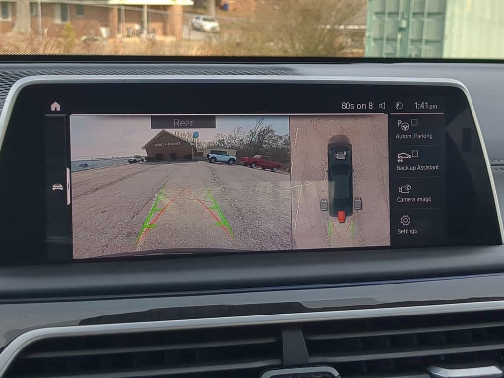 Used 2020 BMW 750i xDrive w/ Executive Package image 18