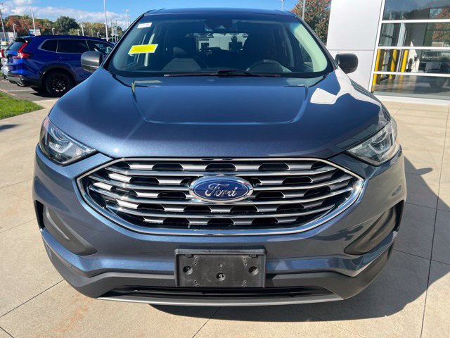 Used 2019 Ford Edge SE FWD image 3