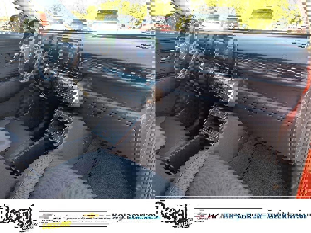 Used 2025 Hyundai Kona Limited image 10