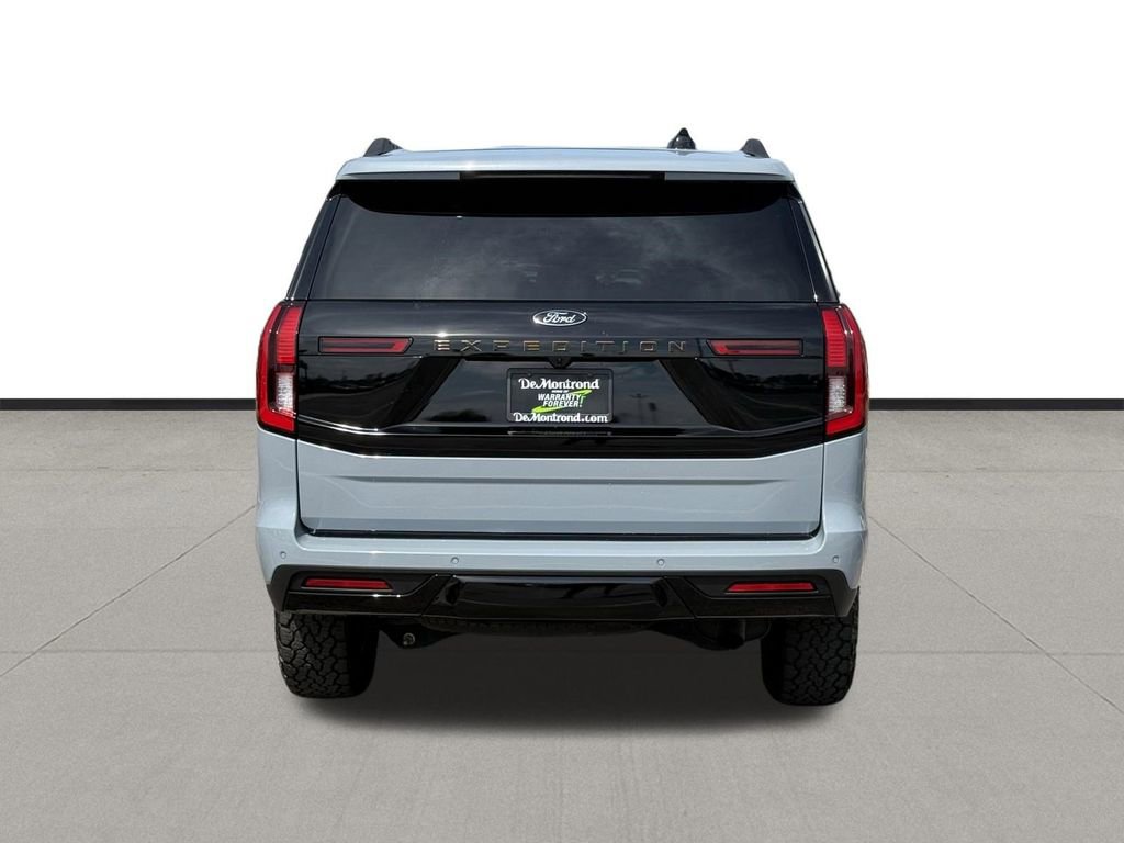Used 2025 Ford Expedition Tremor AWD/4WD image 6