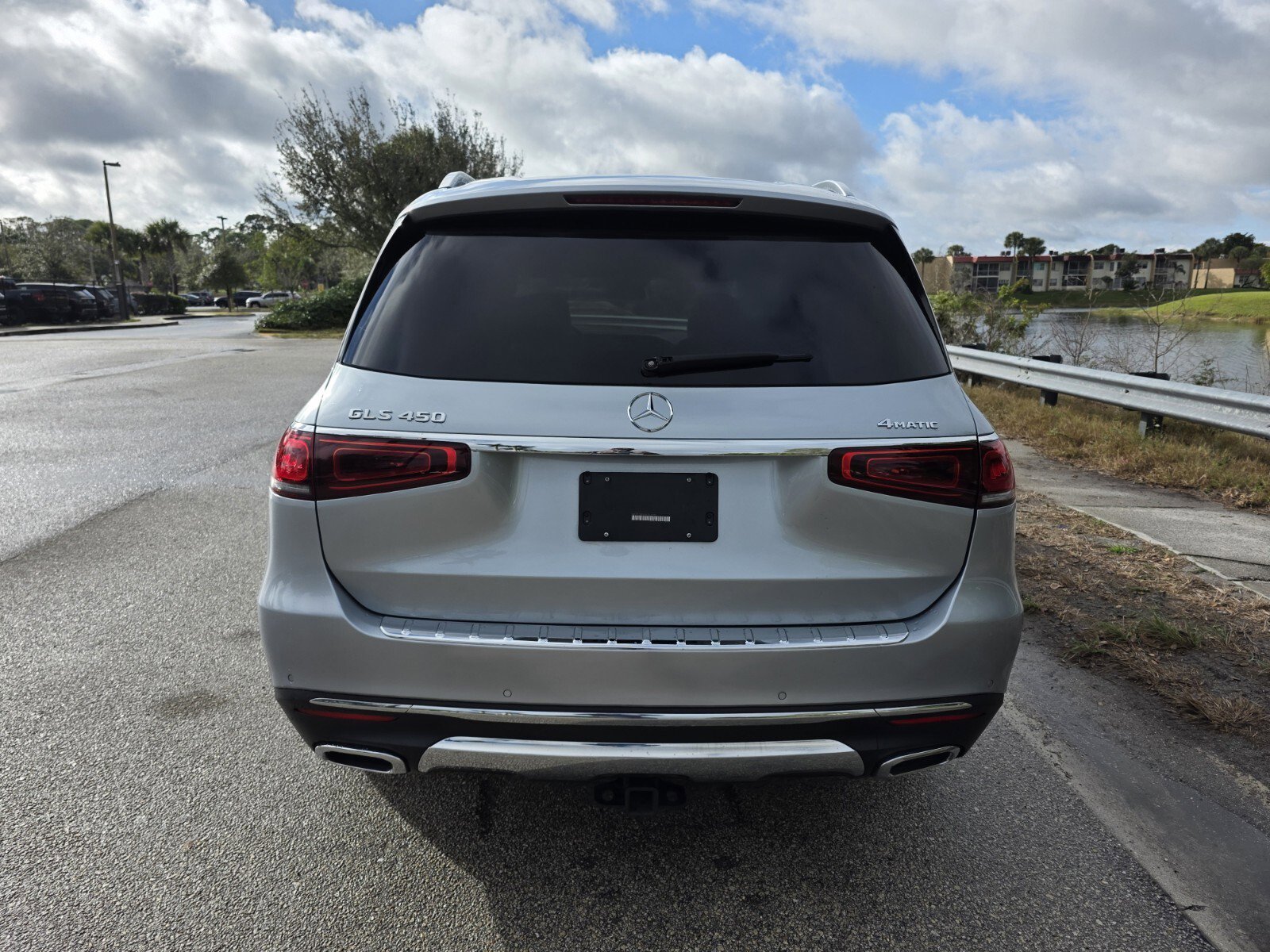 Used 2022 Mercedes-Benz GLS 450 4MATIC image 18