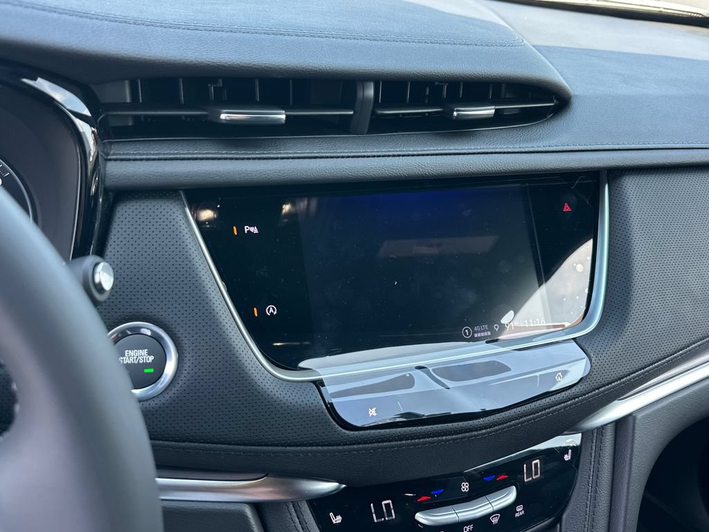 New 2026 Cadillac XT5 Luxury w/ LPO, Floor Liner Package AWD/4WD image 20