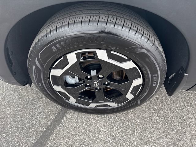 Used 2025 Hyundai Santa Fe SEL AWD/4WD image 40