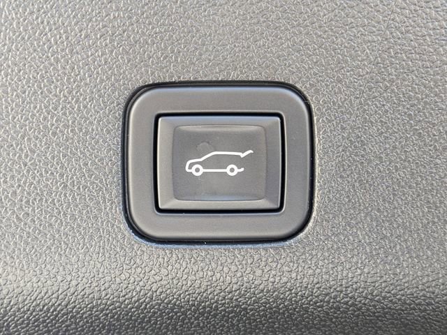 Used 2024 Chevrolet Tahoe Premier image 13