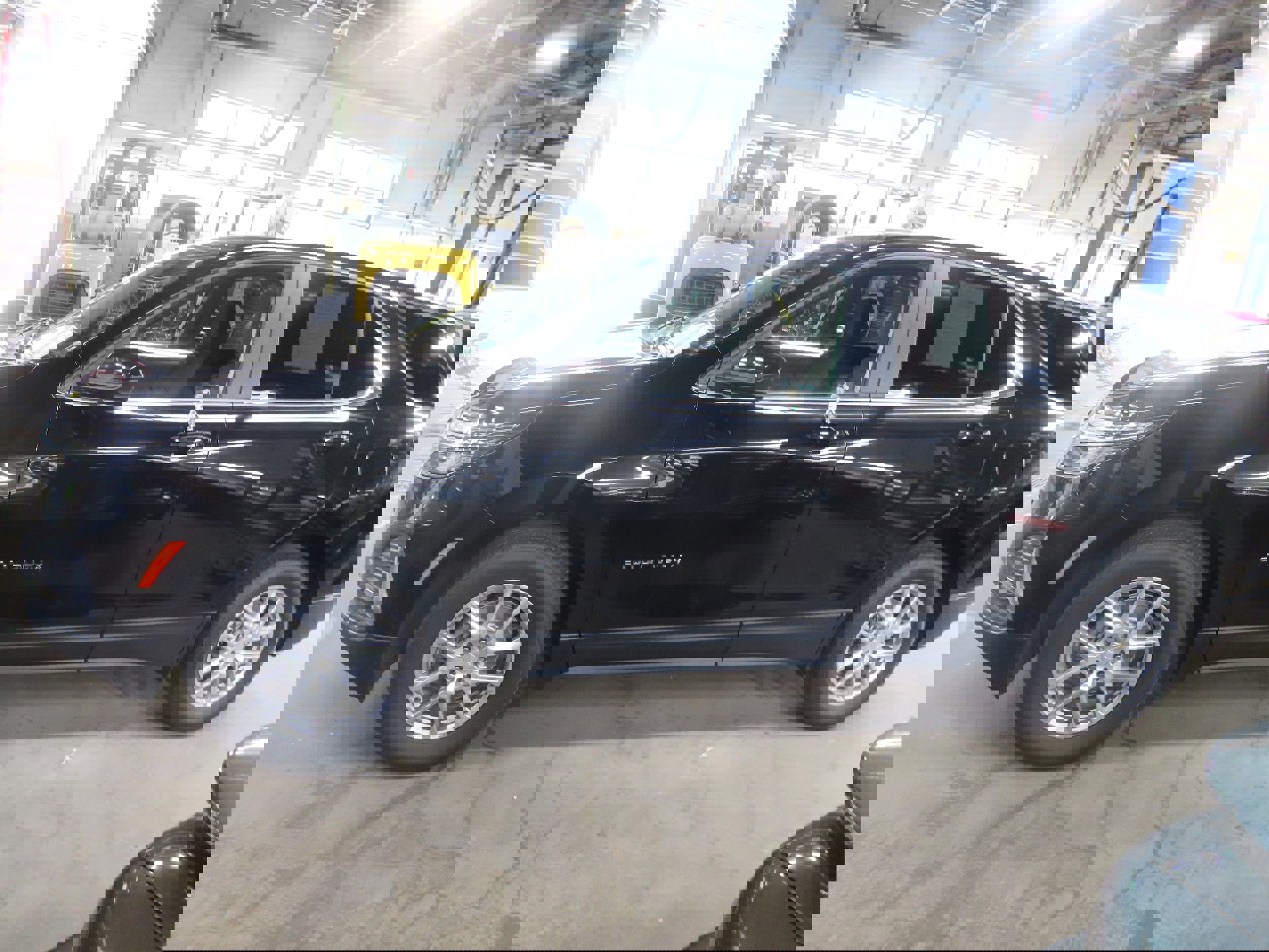 Used 2022 Chevrolet Equinox LT image 4