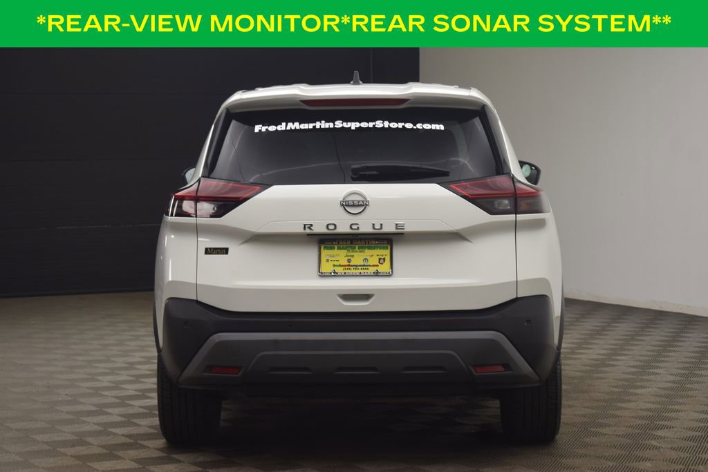 Used 2022 Nissan Rogue S image 9