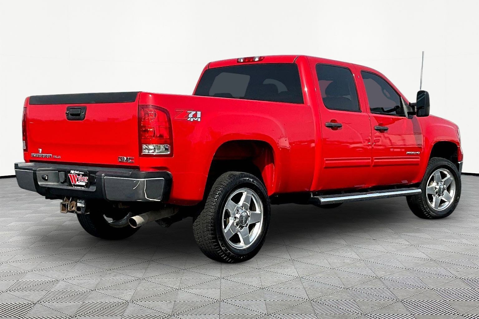 Used 2013 GMC Sierra 2500 SLE w/ SLE Preferred Package image 7