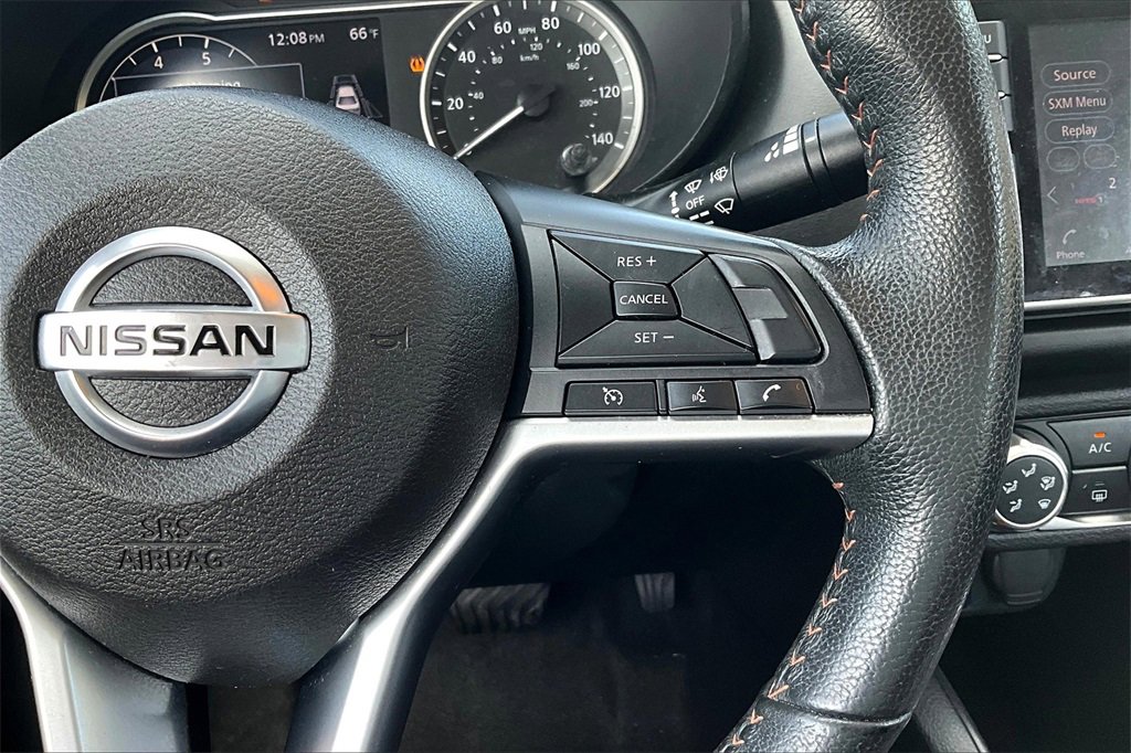 Used 2021 Nissan Versa SR image 18