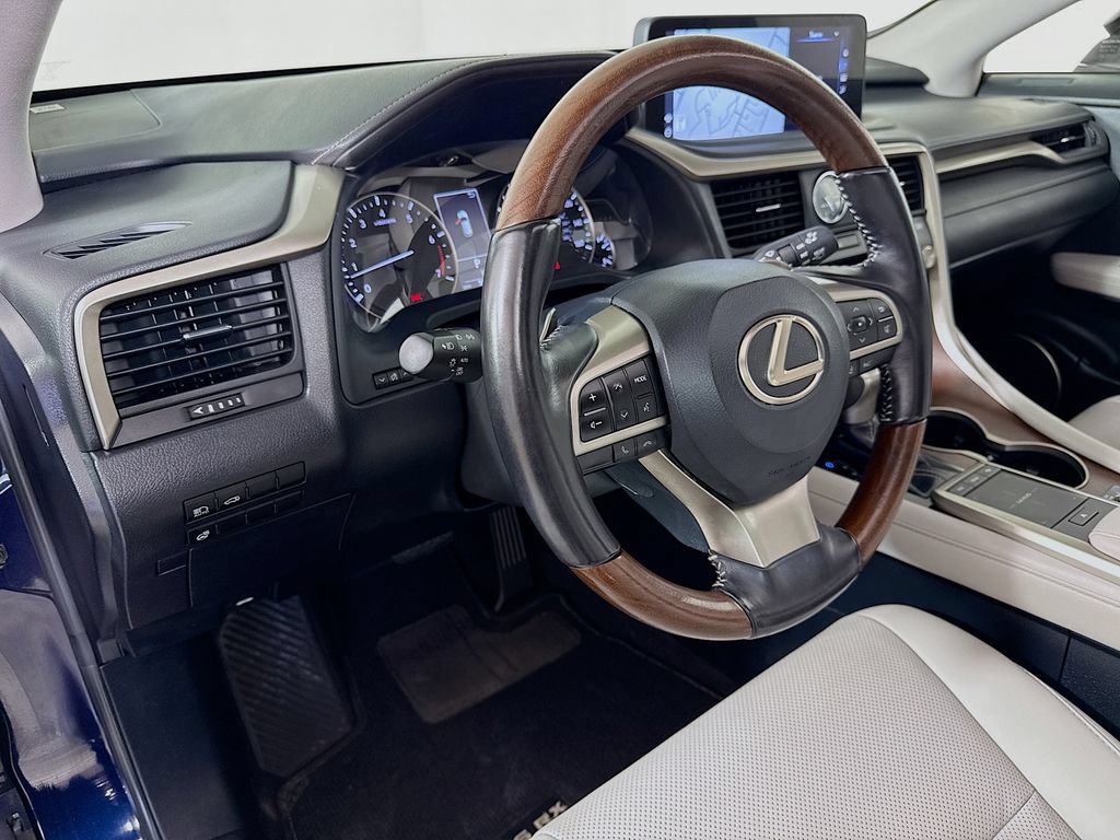 Certified 2020 Lexus RX 350L Premium w/ Premium Package AWD/4WD image 9