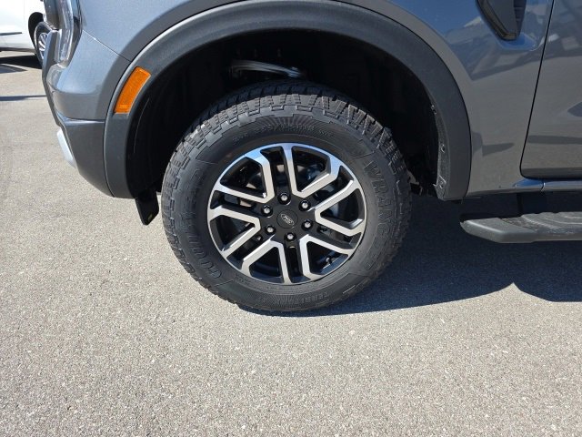 New 2025 Ford Ranger Lariat w/ FX4 Off-Road Package image 9