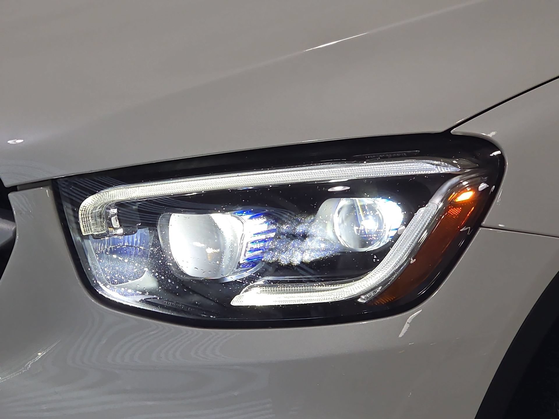 Used 2020 Mercedes-Benz GLC 300 4MATIC image 29