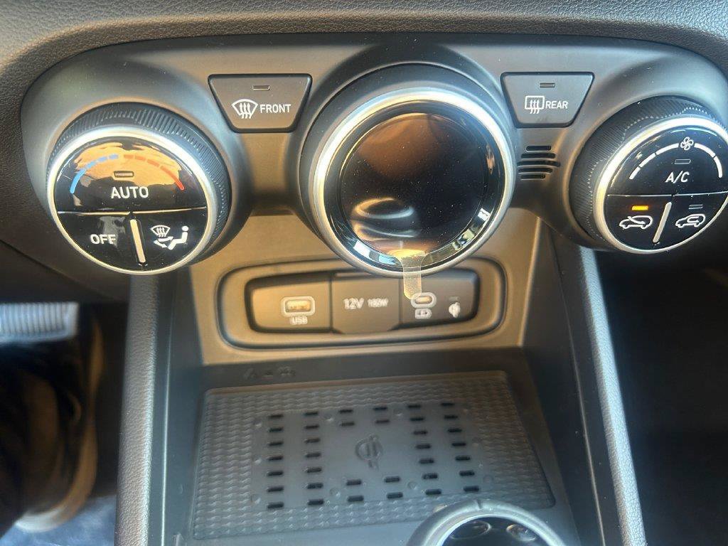 New 2026 Hyundai Venue SEL FWD image 15