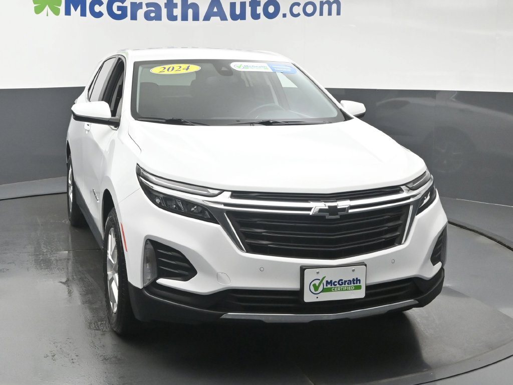 Used 2024 Chevrolet Equinox LT w/ LPO, Floor Liner Package AWD/4WD image 5