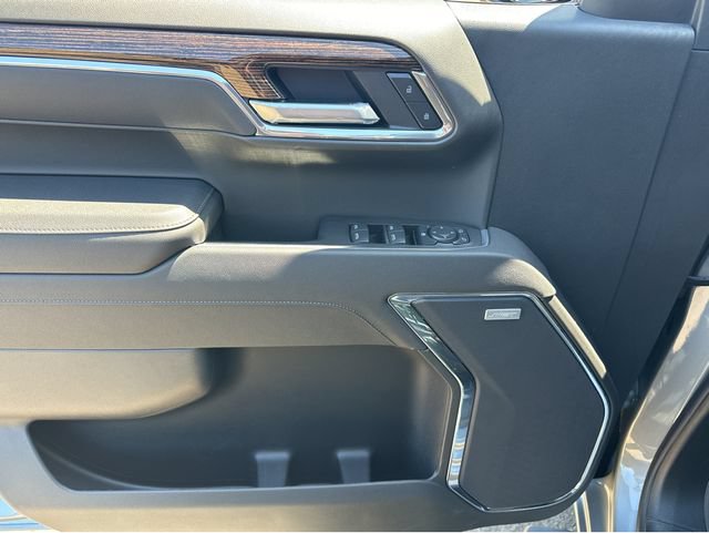 New 2026 GMC Sierra 1500 Elevation w/ Elevation Premium Package AWD/4WD image 5