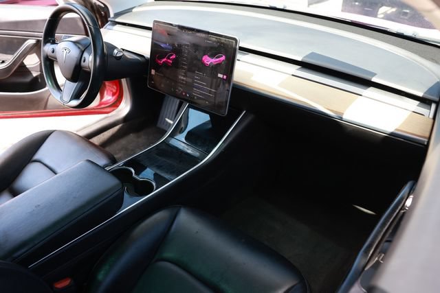 Used 2019 Tesla Model 3 Standard Range RWD image 21