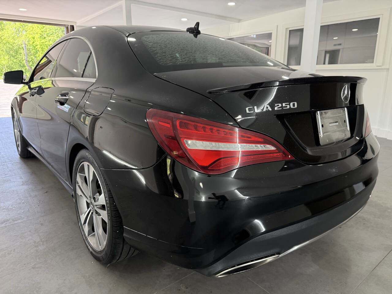 Used 2019 Mercedes-Benz CLA 250 image 11