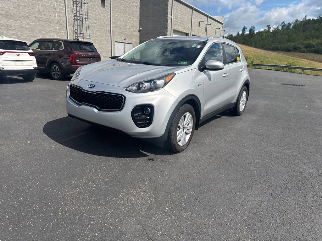 Used 2017 Kia Sportage LX w/ LX Popular Package AWD/4WD image 3